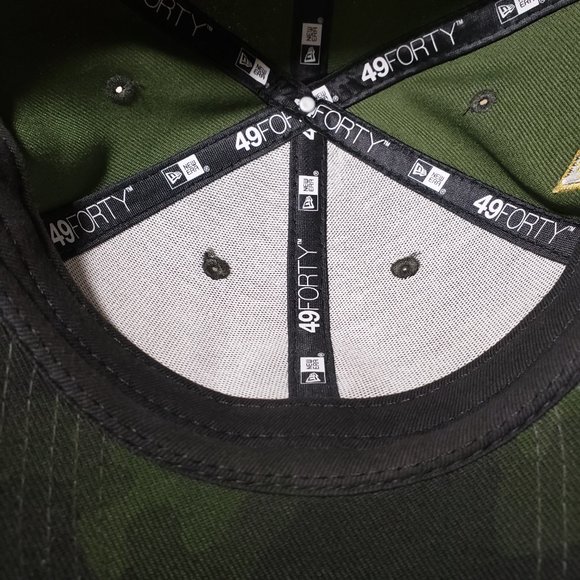 Chicago Cubs Hat Cap Fitted Small 7 1/8 Camo New Era Military Armed Forces MLB - Picture 9 of 11